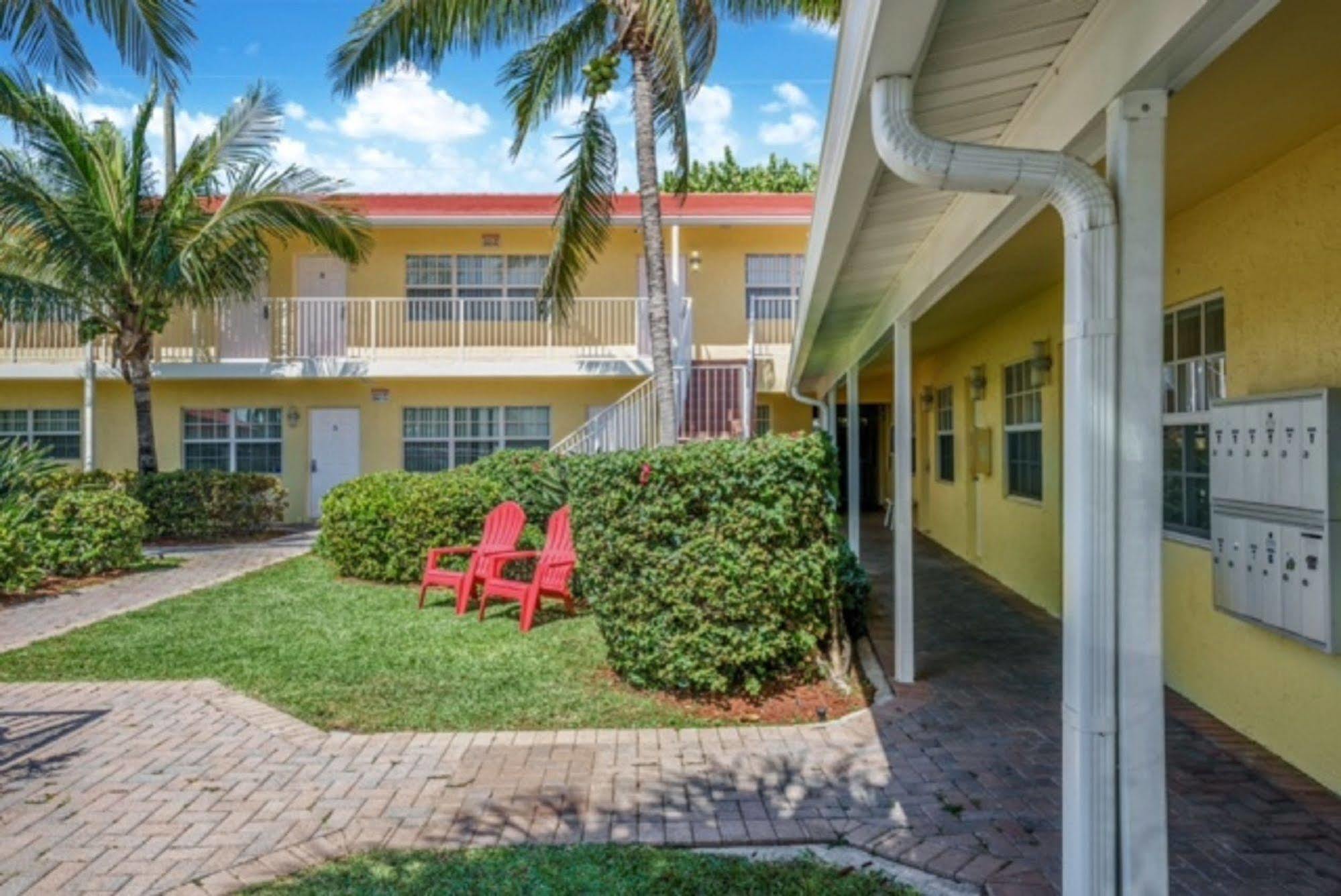 Luna Paradise By The Sea Aparthotel Lauderdale-by-the-Sea Exterior foto