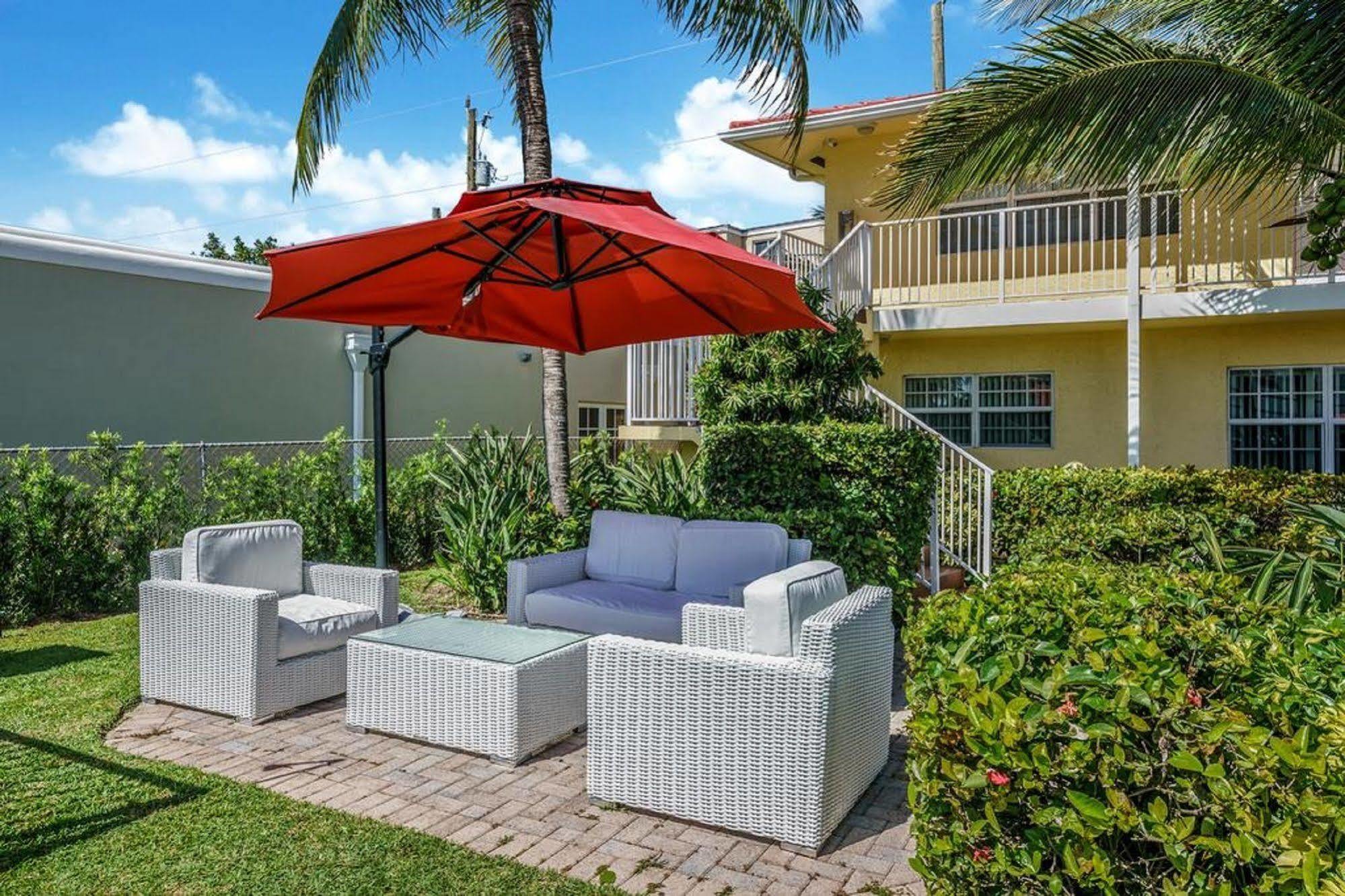 Luna Paradise By The Sea Aparthotel Lauderdale-by-the-Sea Exterior foto